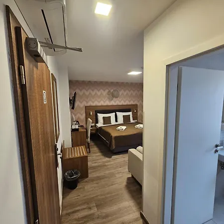 Star Hotel 4*