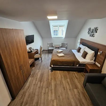 Star 4* Praag