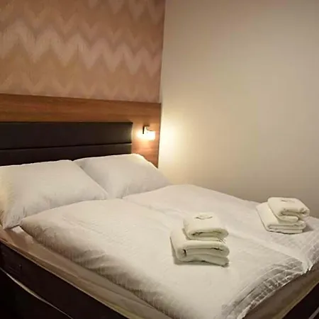 Hotel Star 4*