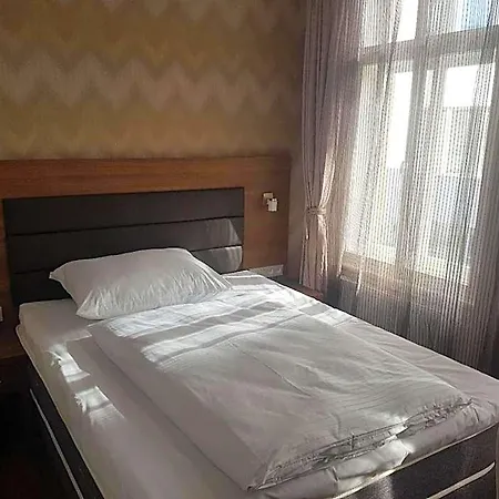 Star Hotel