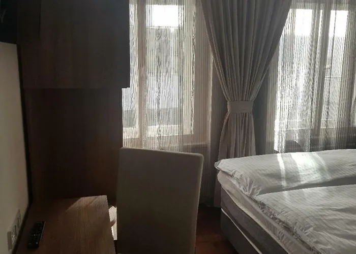 Star Ξενοδοχείο 4*