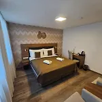 Hotel Star 4*