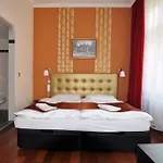 Hotell Star 4*