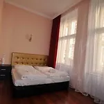 Star Hotell